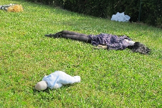 Maniquíes con historia clínica propia, preparados para el simulacro